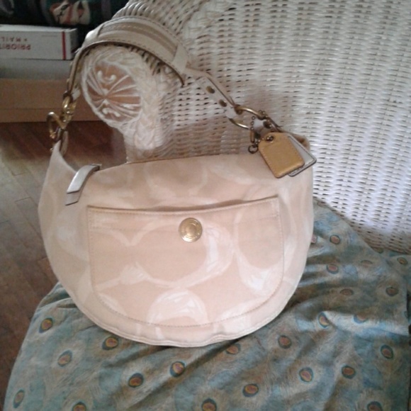 Coach Handbags - COACH HOBO...BEYOND LIKE NEW